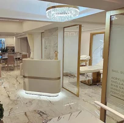 Allure Beauty Suites - Head Spa