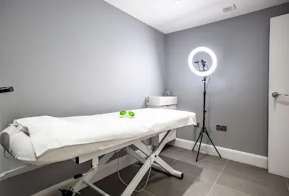 ALORAY BEAUTY - Head Spa