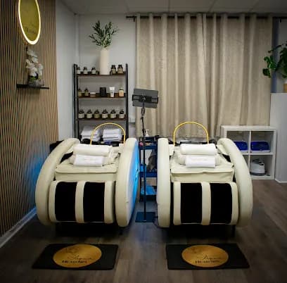 Aqua Head Spa - Head Spa