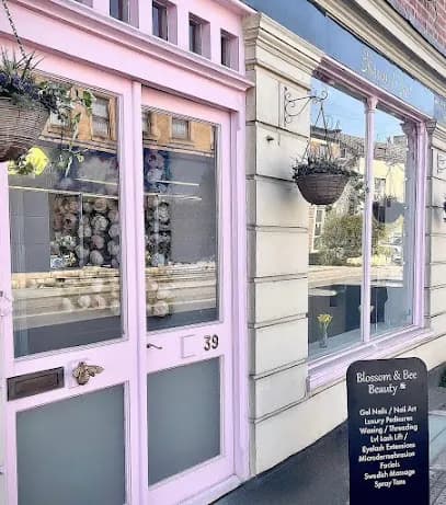 Blossom & Bee Hair and Beauty - Head Spa