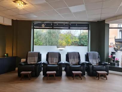 Chatchaya Spa - Head Spa