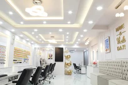 Chroma Nails & Spa - Head Spa