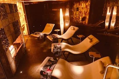 Cloud Twelve Wellness, Spa and Kid's Club - Head Spa