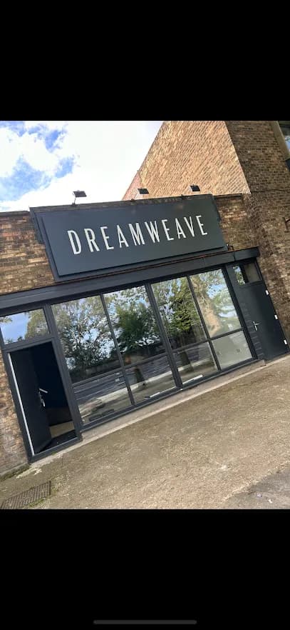 DREAM WEAVE - Head Spa