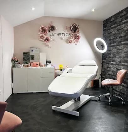 Esthetica - Head Spa
