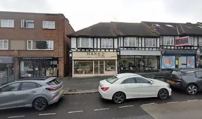 Glow up with hen - Head Spa