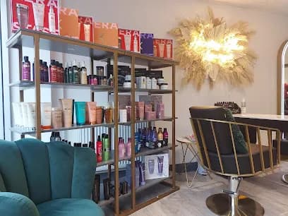 Hunters Hair Lounge - Head Spa