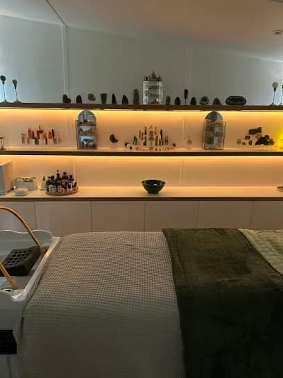 Infinite Healing Energy - Head Spa