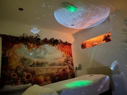 K.Thai massage holistic - Head Spa