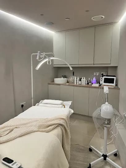 LIV Health - Head Spa