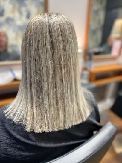 Lusso Hair.Beauty - Head Spa