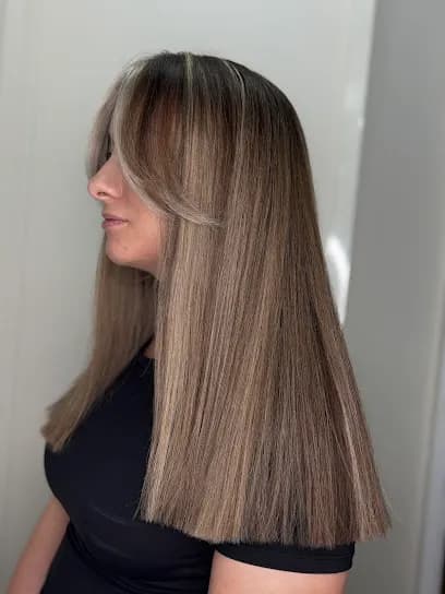 Melanie Richard's Hair & Beauty - Head Spa