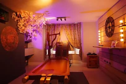Mooksh Ayurveda - Head Spa