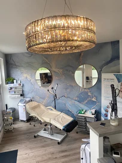 Nikona Aesthetics - Head Spa