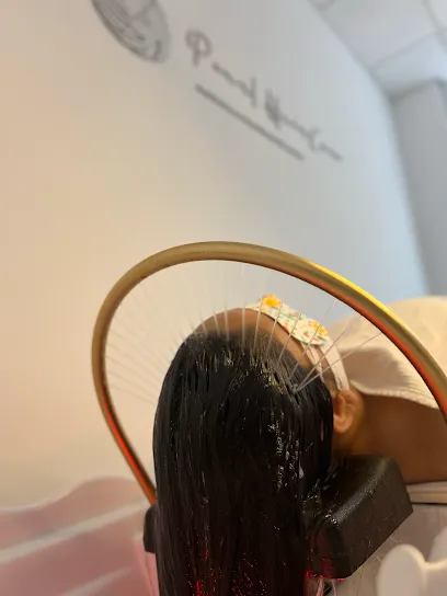 Pearl HairCare - Head Spa