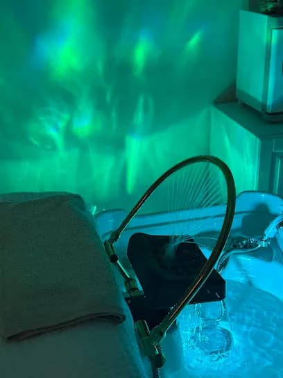 Radiant Skin Clinic - Head Spa