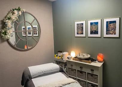 Seneb Therapies - Head Spa