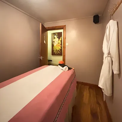 Siamease Thai Spa - Head Spa