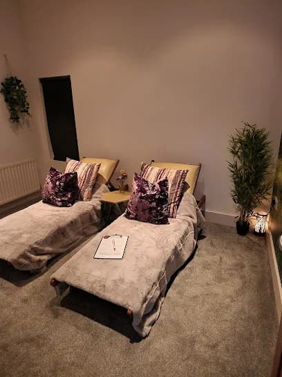 Simply Beautiful Beauty and Day Spa - Head Spa