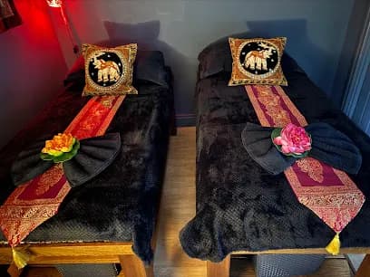 Siris Thai Spa - Head Spa