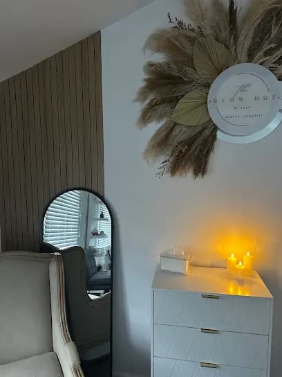 The Glow Hut - Head Spa