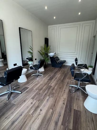 The Hair Lab - Head Spa