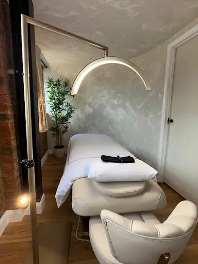 The Hideaway - Head Spa