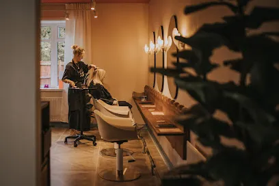 The Palms Collective - Head Spa