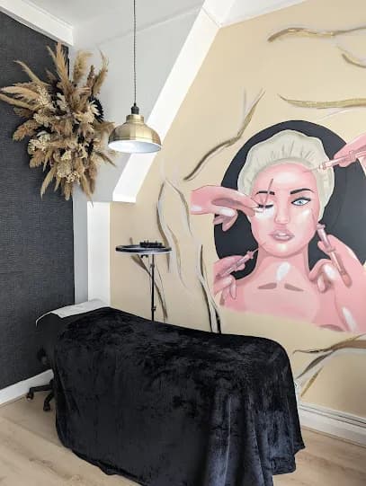 The Vogue Clinic - Head Spa