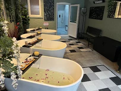 ZEN hair and beauty - Head Spa